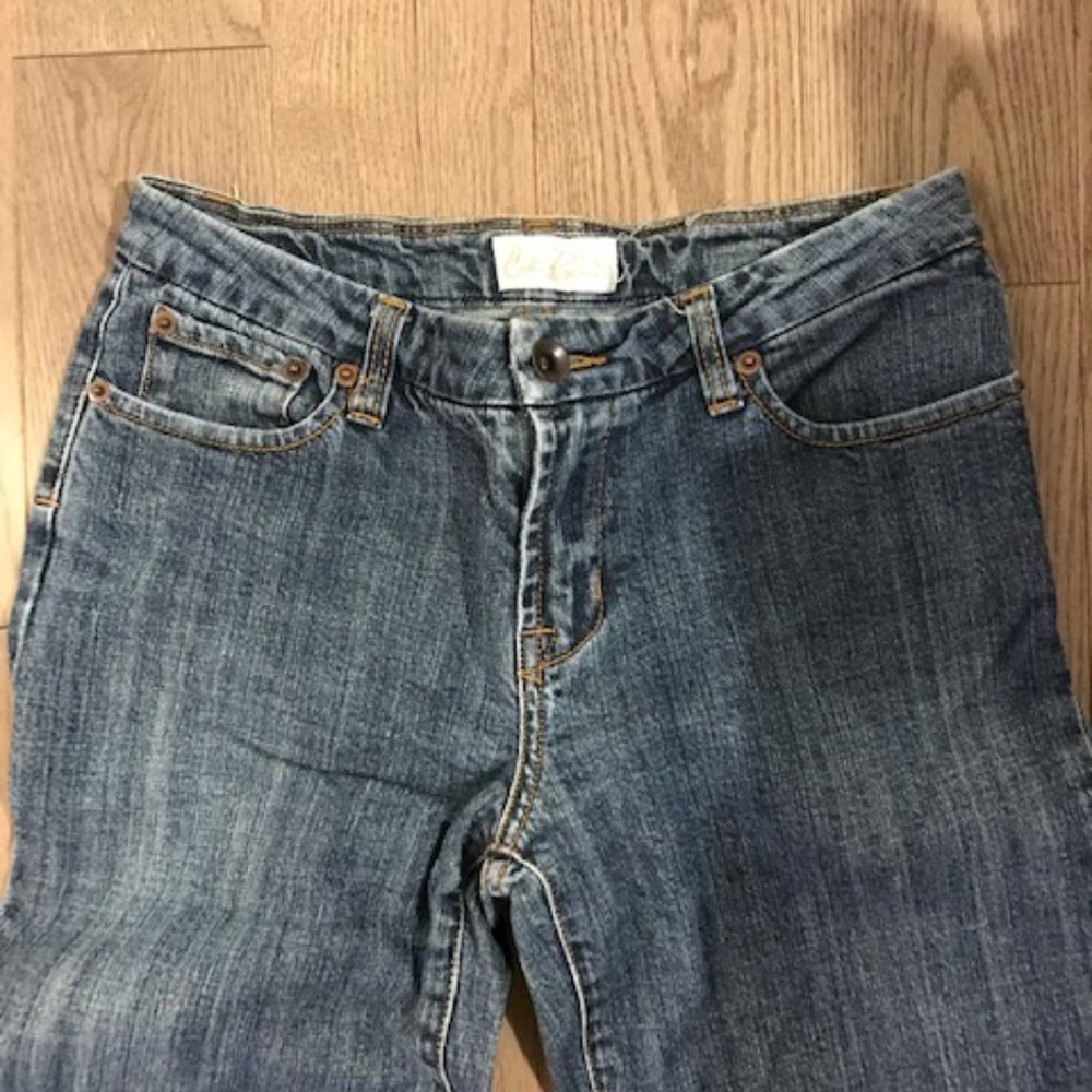 Jeans - Picture 2 of 5